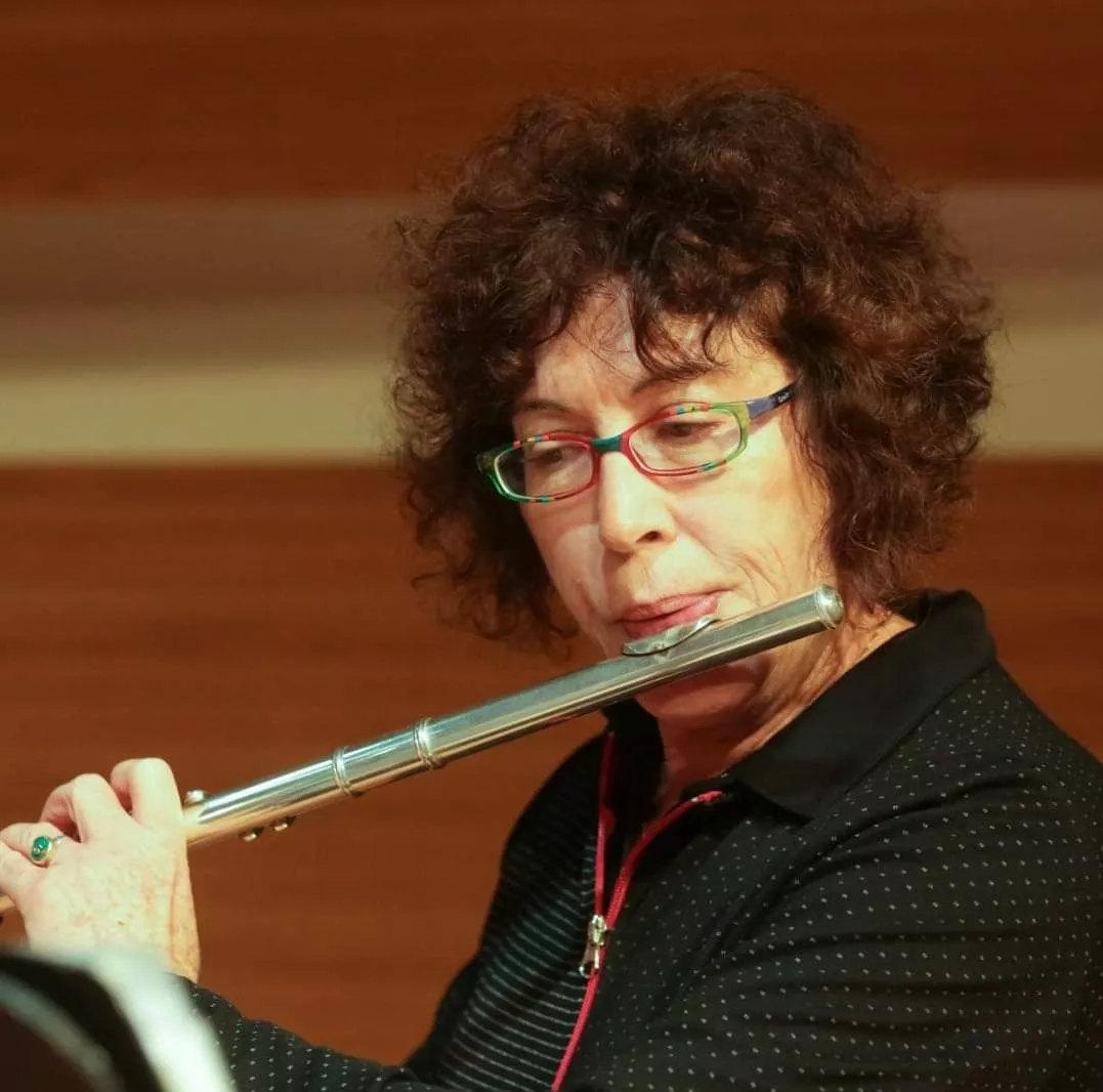 תלמידת בית הספר שהמליצה על חוג ריקודים למבוגרים